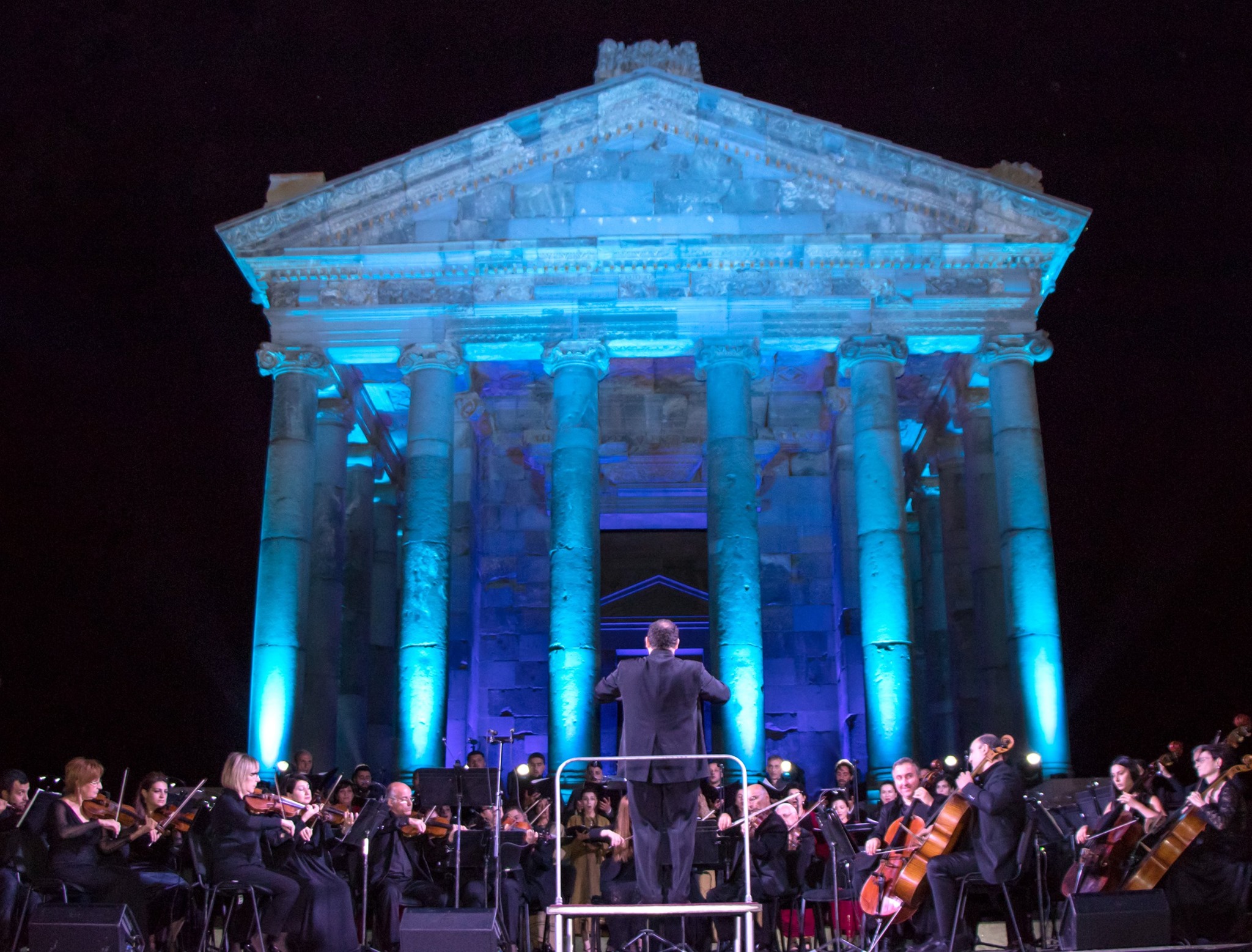 Կոմիտասի և Հովհաննես Թումանյանի 150-ամյակներին նվիրված համերգը գիշերային «Գառնիում»