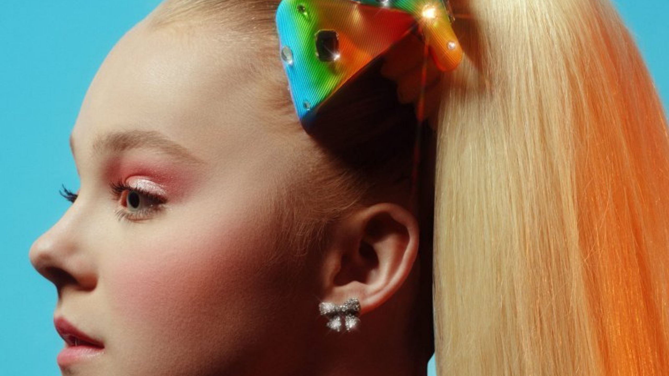 Ինչպե՞ս  ՋոՋո Սիվան ստեղծեց իր «շողշողուն կայսրությունը»