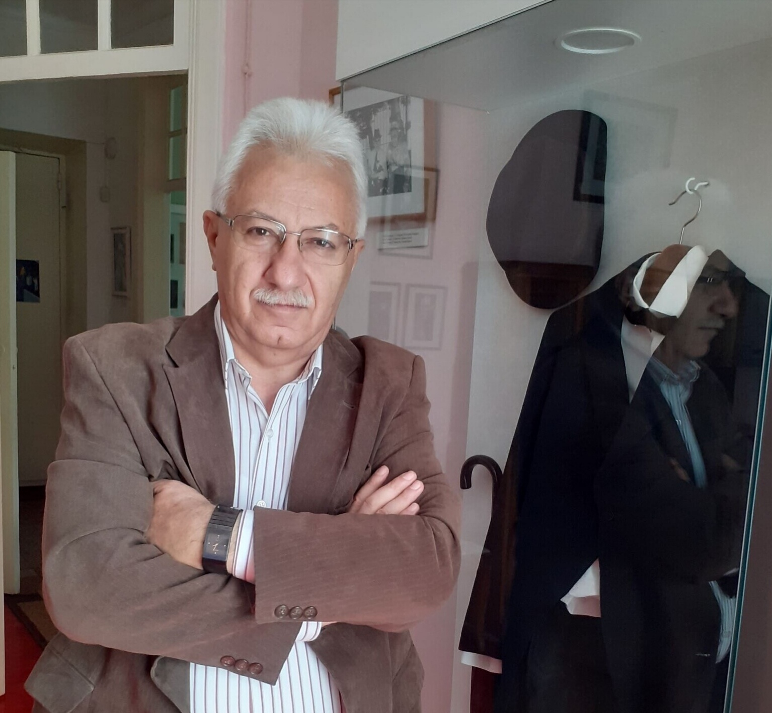 Հովիկ Հովեյան, Ձայնարկու ցեղիս…