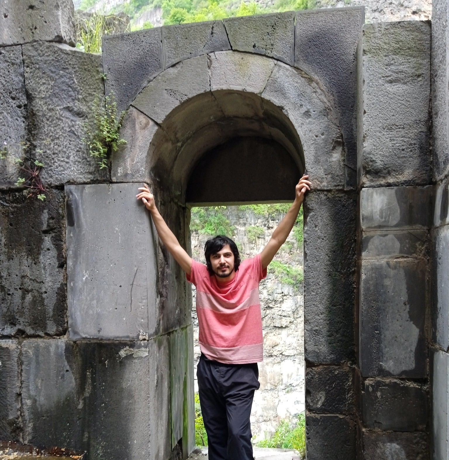 Գրիգոր Ֆերեշեթյան. մանրապատումներ