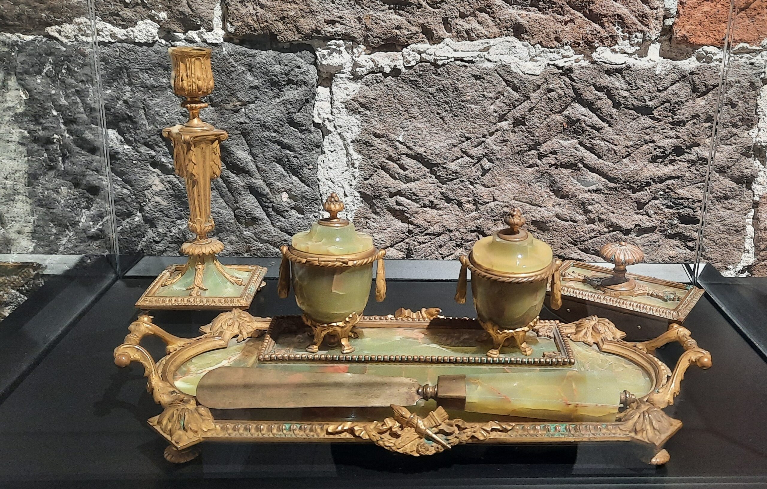 Առաջին բարաթը