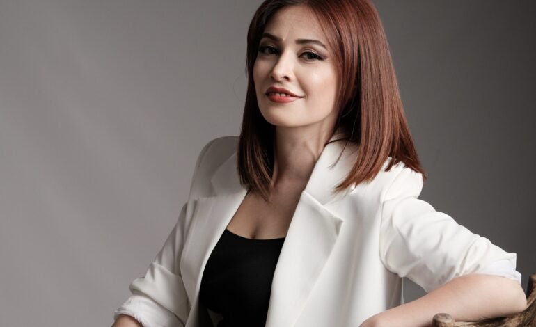 Հասմիկ Սուվարյան․ «Թատրոնը պետք է խոսի մեր ցավերի մասին»